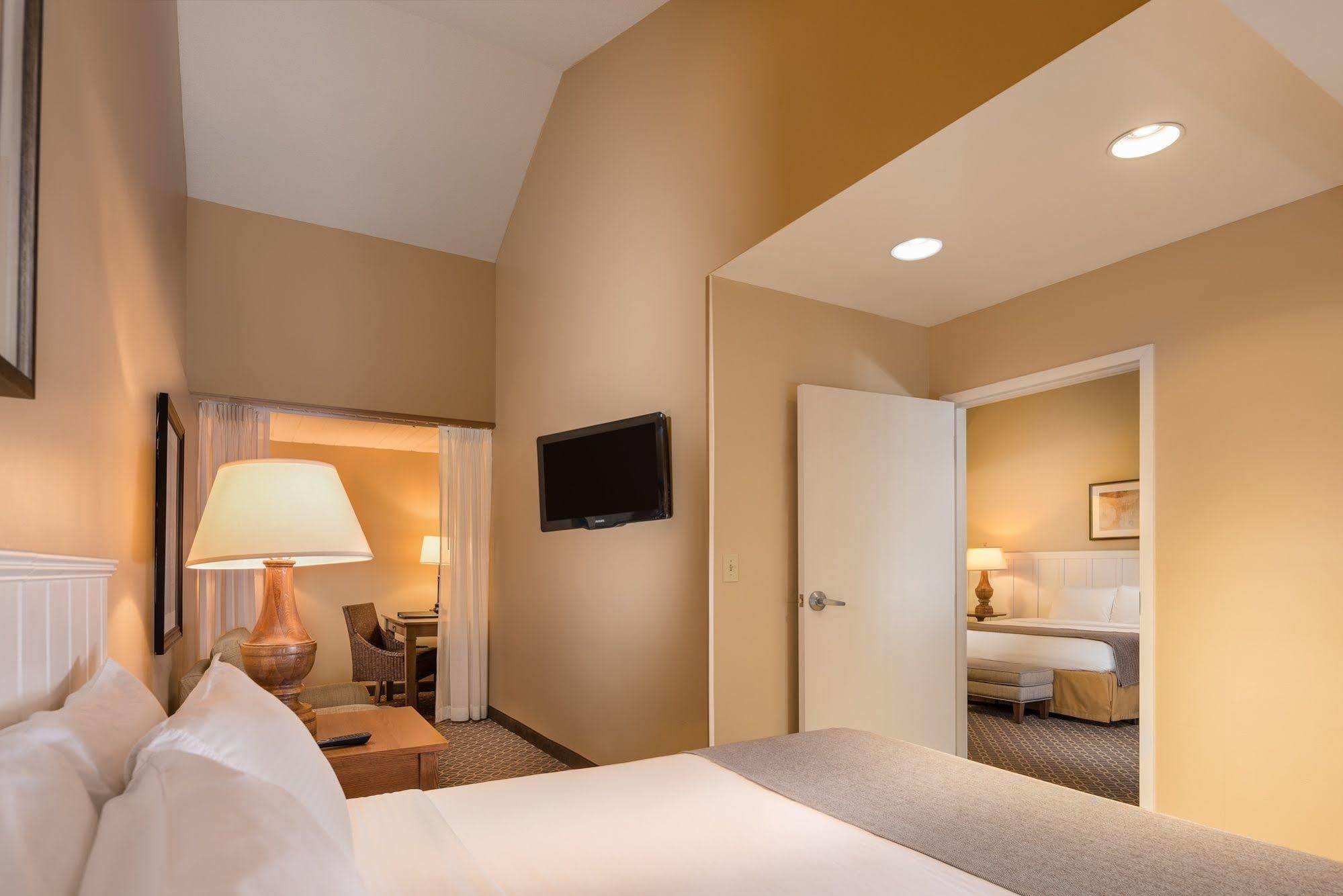 The Westport Inn, An Ascend Hotel Collection Member Esterno foto